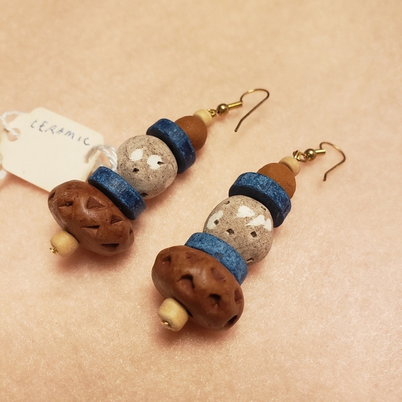 Esther deCoux Design & Handcrafted Earrings - Picture 3 of 4